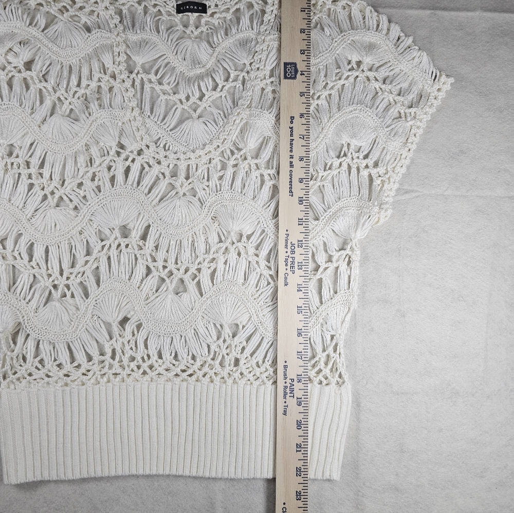 Reborn Women’s White Crochet Lace Knit Top – Boho Chic Semi-Sheer Blouse Size M - Picture 5 of 5